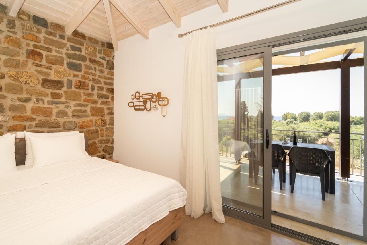 Lithos Suites ฟีนีคุนตา ภายนอก รูปภาพ