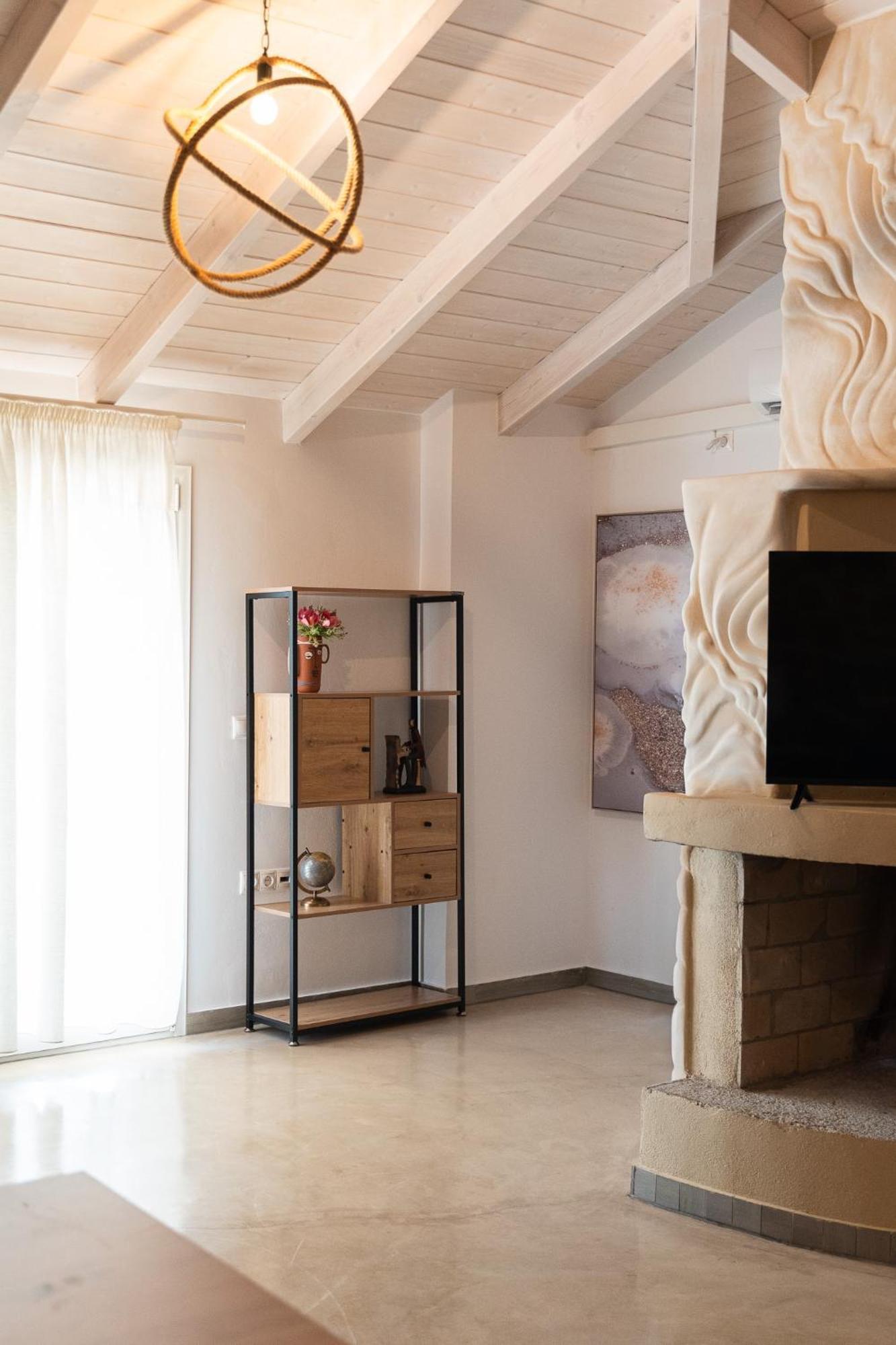 Lithos Suites ฟีนีคุนตา ภายนอก รูปภาพ